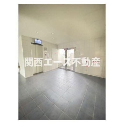 【エントランス】 | CITY SPIRE鶴見