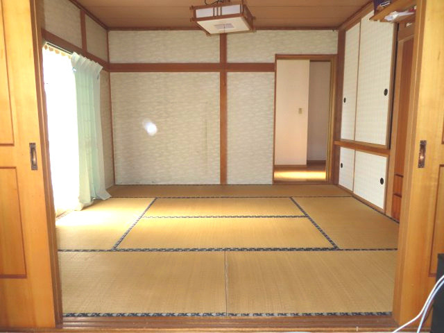 北見市高栄西町３丁目９番３０号　中古売家外土地５筆の和室