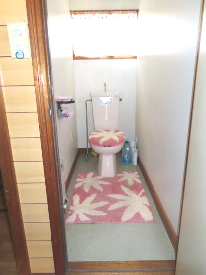 【トイレ】 | 北見市高栄西町３丁目９番３０号　中古売家外土地５筆 | エアコン