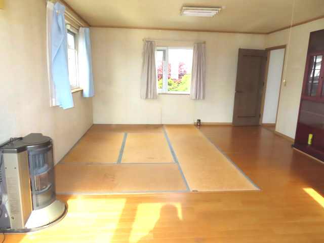 【洋室】 | 北見市高栄西町３丁目９番３０号　中古売家外土地５筆