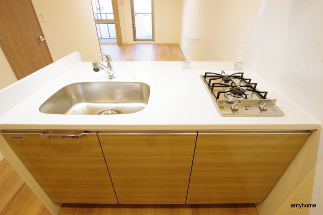 プレサンス心斎橋ニスト　仲介手数料無料のキッチン