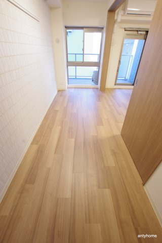 プレサンス心斎橋ニスト　仲介手数料無料の寝室