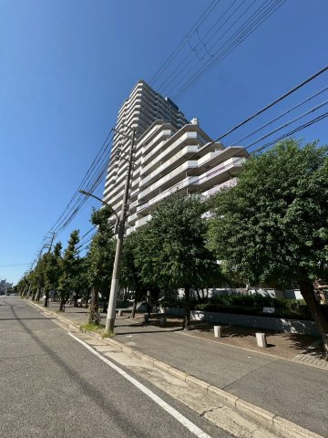 ローレルハイツ神戸１号棟の外観|外観もきれいです