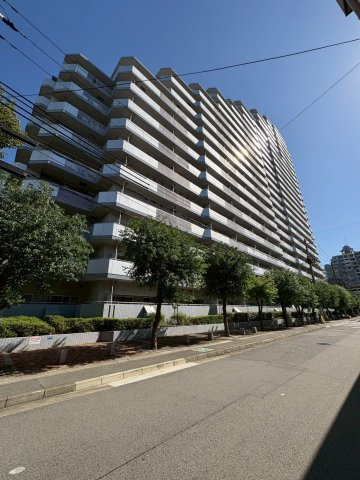 ローレルハイツ神戸１号棟の外観|外はこのようになっています
