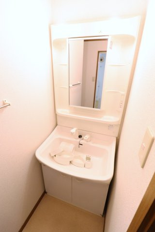 ペニーレーン茨木の洗面所