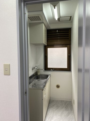 【キッチン】 | 長谷部第2ビル | キッチン写真です。(同建物内別フロアのものです)