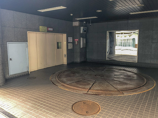 錦通ＫＤビルの駐車場