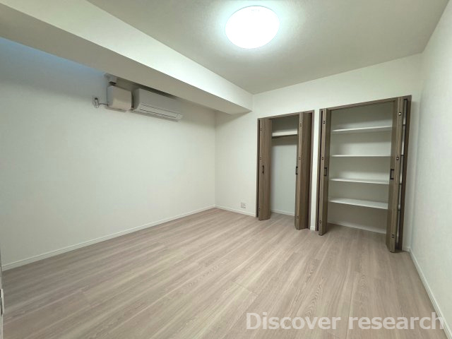 リーベスト立川錦町Ⅱの洋室|【納戸・サービスルーム（約8.2帖）】