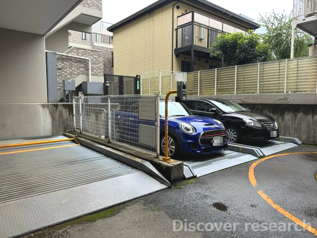 リーベスト立川錦町Ⅱの駐車場|【駐車場】