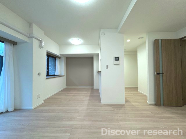 リーベスト立川錦町Ⅱの居間・リビング|【LDK（約15.0帖）】