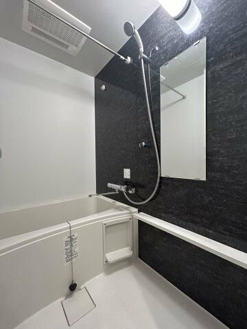 レグゼ王子神谷の浴室