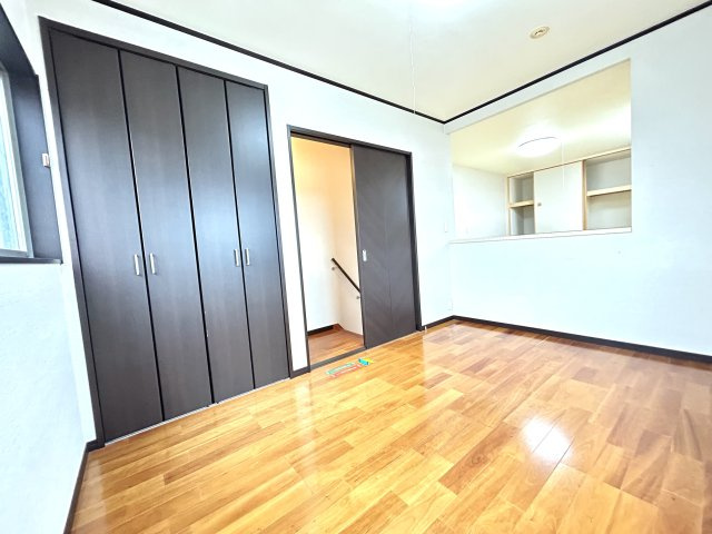 神戸市西区白水１丁目戸建の洋室