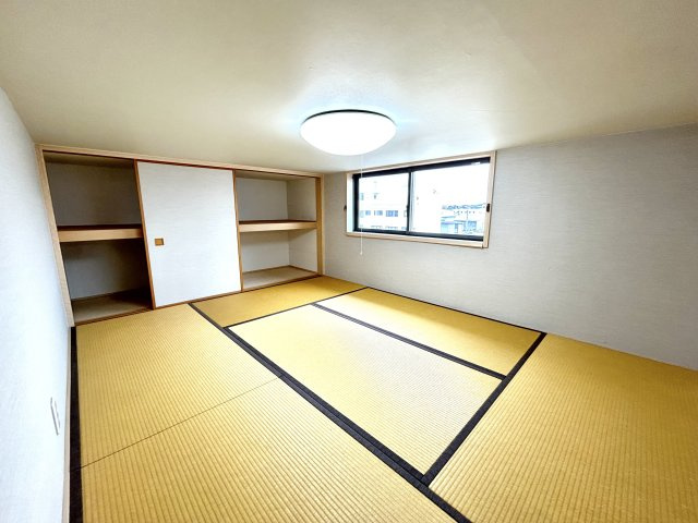 神戸市西区白水１丁目戸建の収納