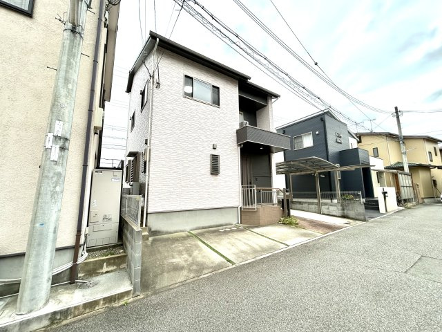 神戸市西区白水１丁目戸建の前面道路含む現地写真