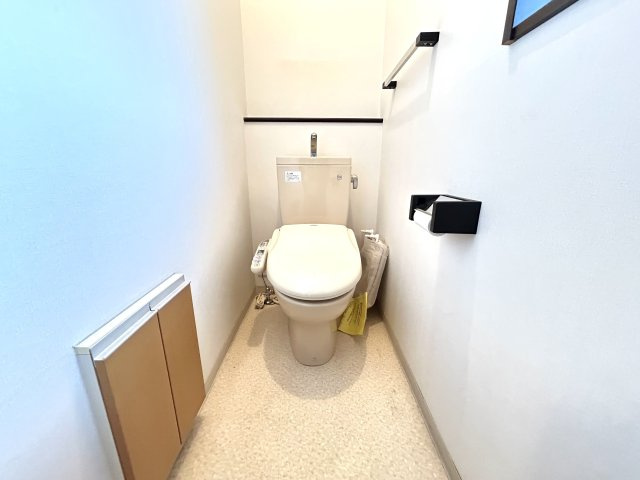 神戸市西区白水１丁目戸建のトイレ