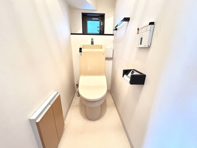 神戸市西区白水１丁目戸建のトイレ