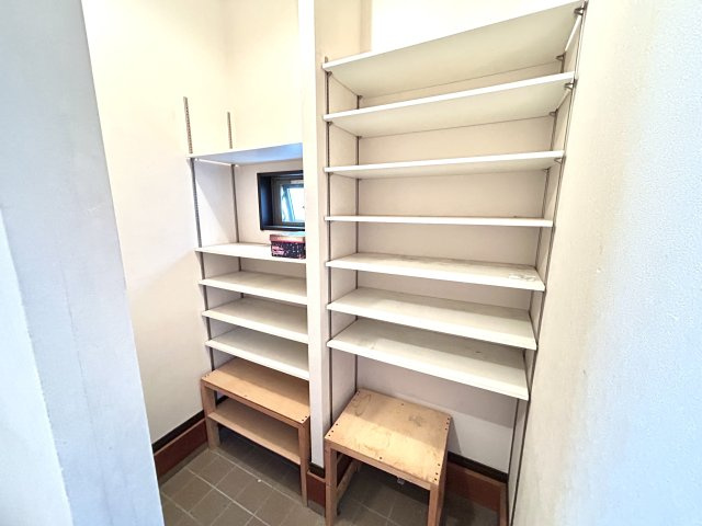 神戸市西区白水１丁目戸建の収納