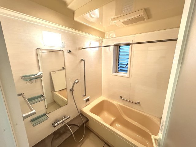 神戸市西区白水１丁目戸建の浴室