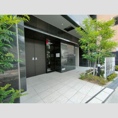 【エントランス】 | エスリード九条スタシオン | 落ち着いたエントランスです