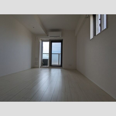 【洋室】 | エスリード九条スタシオン | コンパクトで使いやすい洋室です