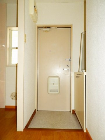 ニューシティ西川の玄関|落ち着いた玄関です