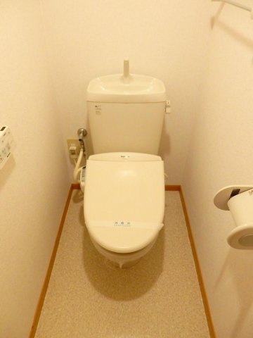 グラン・エトワールのトイレ|落ち着いた色調のトイレです