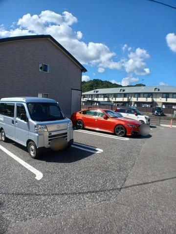 メゾン・ド・アマリリオⅡの駐車場|駐車場があります