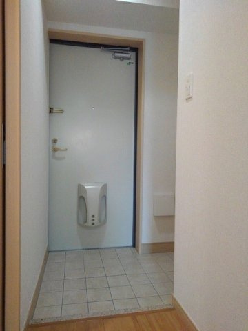 カーサ・フィオーレ中広通りの玄関|収納もある玄関です