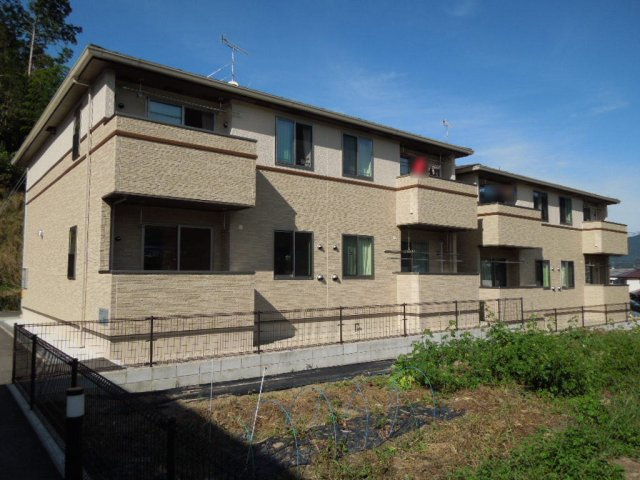 カーサ　フィオーレⅡ