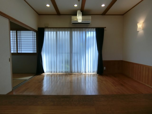 皆生4丁目中古物件の居間・リビング