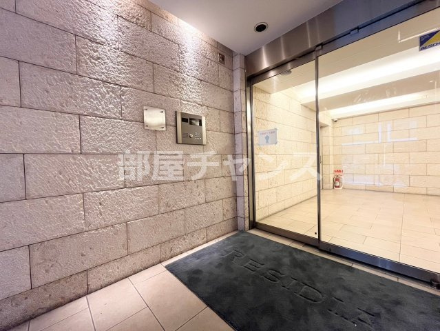 aLATO丸の内(旧レジディア丸の内)のエントランス