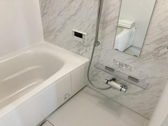 メゾン　シャルムの浴室