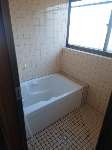 川口住宅の浴室