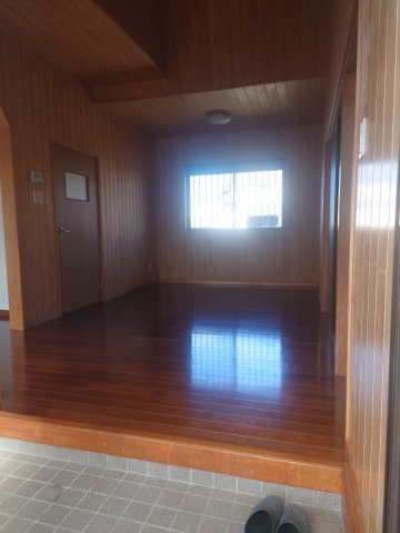 川口住宅の玄関