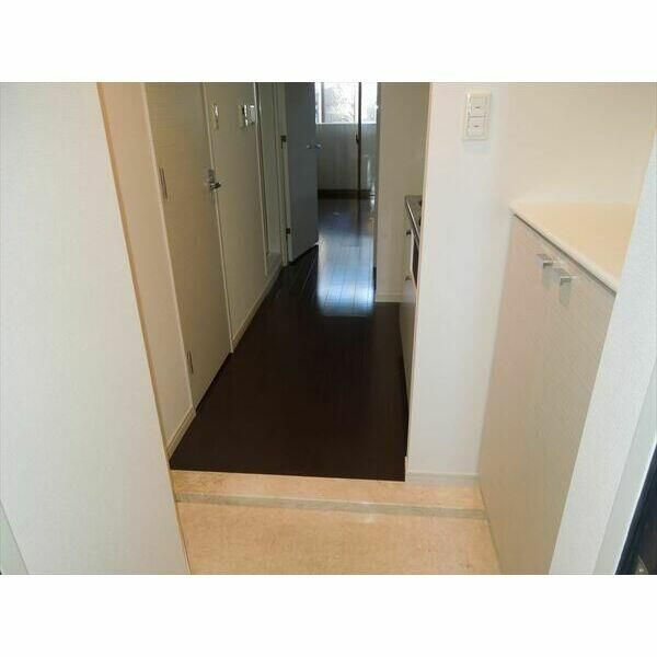 スパシエグラフィカレジデンスの玄関