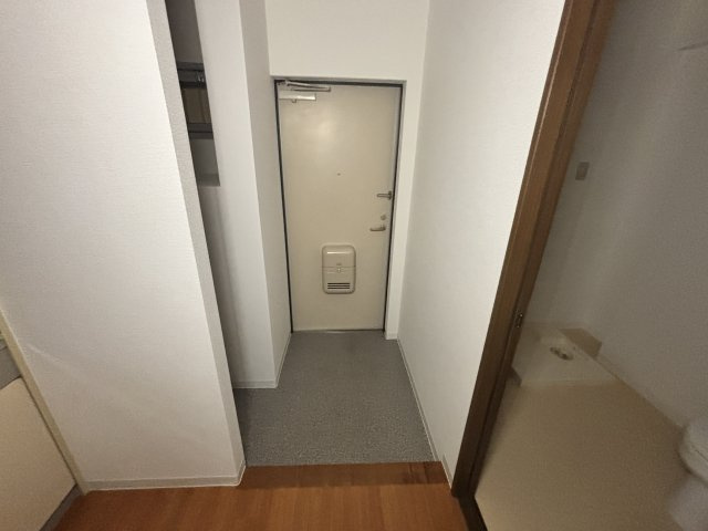 ビューテラス岡本の玄関