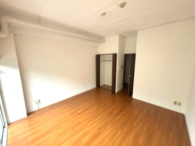 ビューテラス岡本の居間・リビング