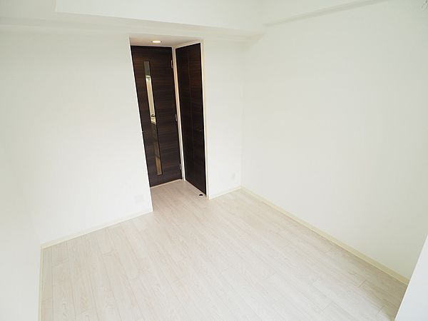 エステムコート神戸元町2グレイドの洋室