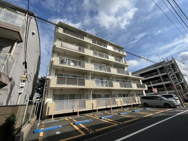 リシェル氷川台の外観