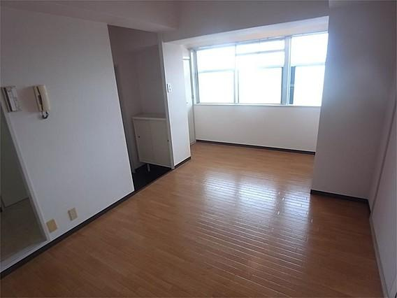 ヴィラコート深江の居間・リビング