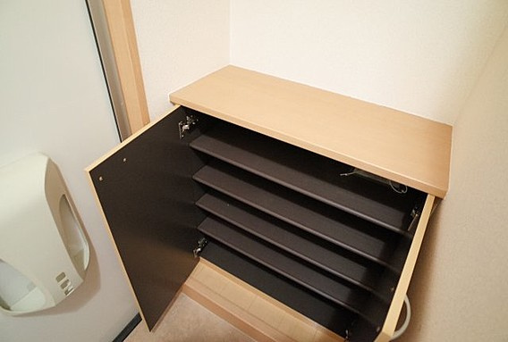 ソフィアコート御影の玄関