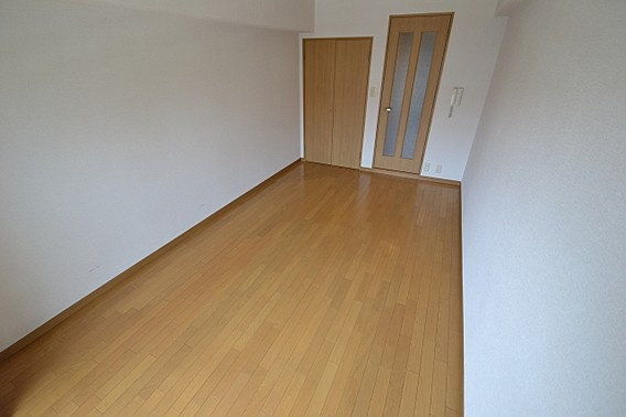 ハイツグレースの居間・リビング