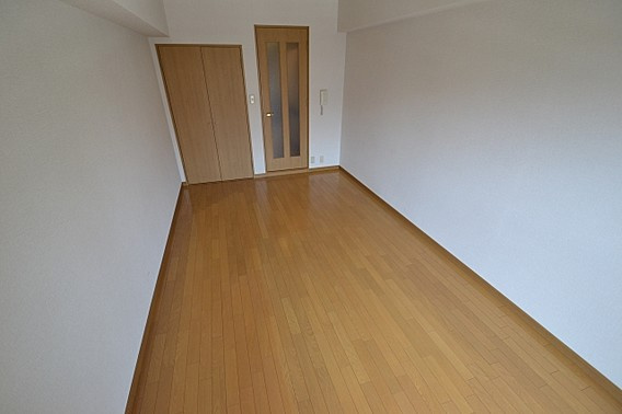 ハイツグレースの居間・リビング