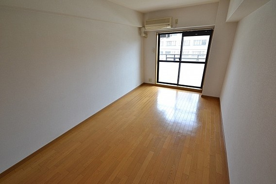 ハイツグレースの居間・リビング