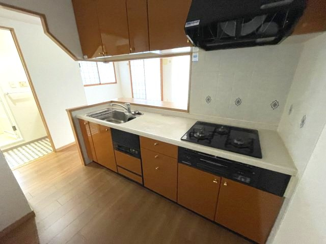 プレステージ灘新在家3のキッチン