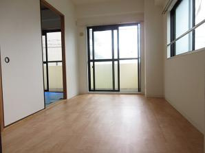 シエール灘の洋室