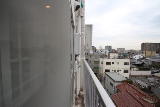 御影駅前マンションのバルコニー