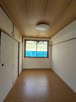 御影駅前マンションの居間・リビング