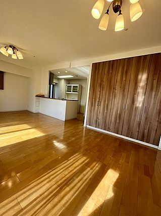 ローレルコート神戸元町の居間・リビング