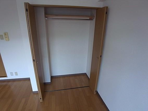 ルミエール深江の収納